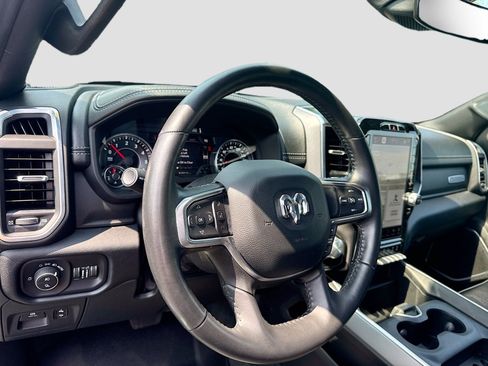 Used 2022 RAM 1500 Laramie w/ Sport Appearance Package AWD/4WD image 9