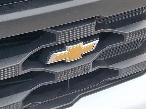 Used 2022 Chevrolet Silverado 1500 Custom AWD/4WD image 28