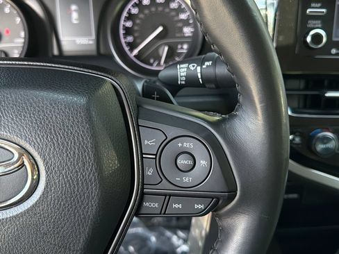 Used 2024 Toyota Camry SE FWD image 21