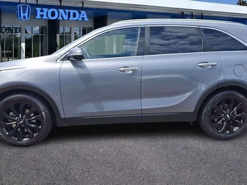 Used 2020 Kia Sorento EX FWD image 5