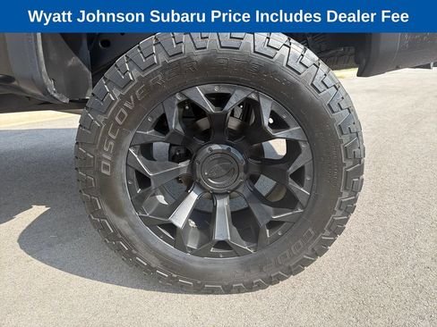 Used 2015 Nissan Titan PRO-4X AWD/4WD image 5
