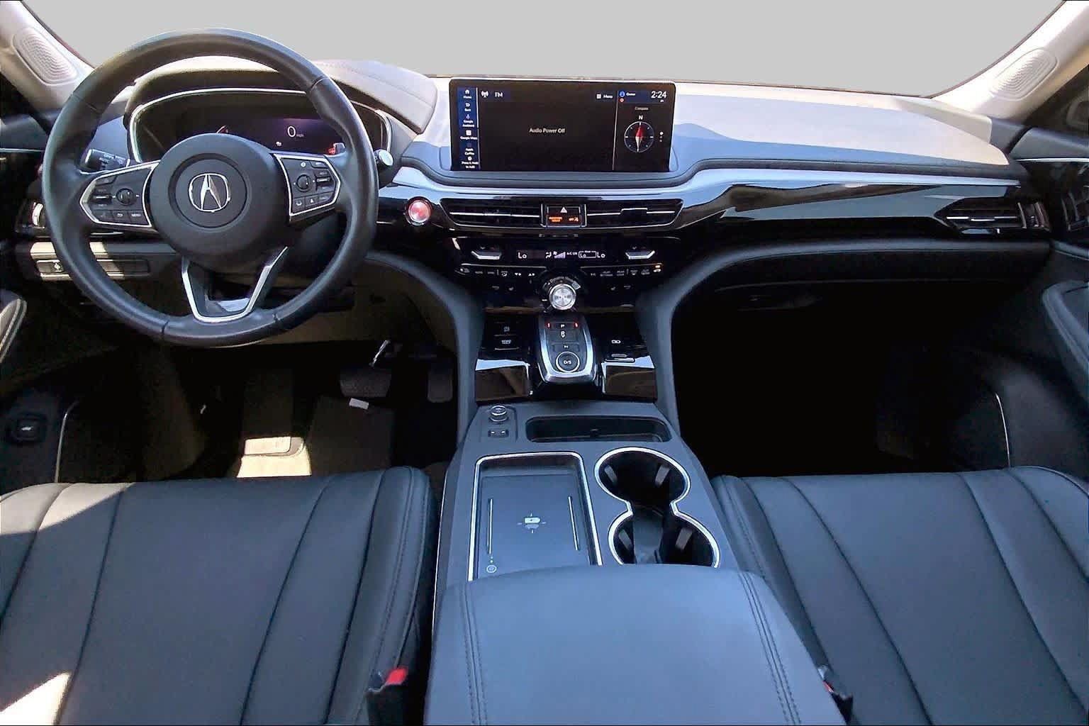 Used 2025 Acura MDX FWD image 16