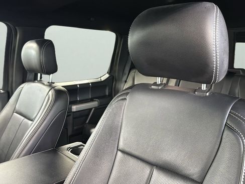 Used 2020 Ford F150 Lariat image 10