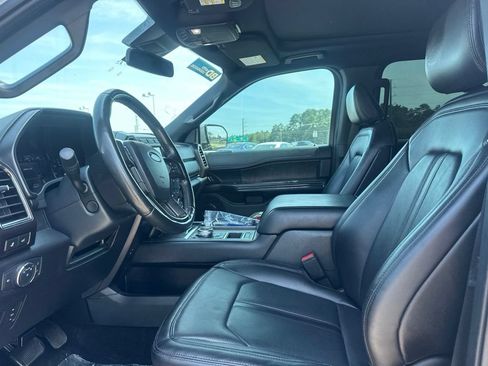 Used 2021 Ford Expedition Limited RWD image 13