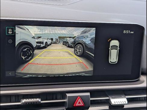 New 2026 Kia Sportage LX image 10