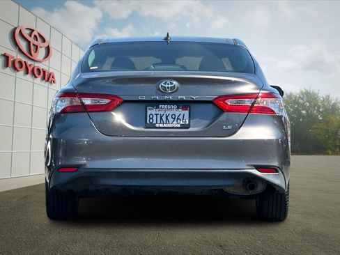 Used 2020 Toyota Camry LE FWD image 4