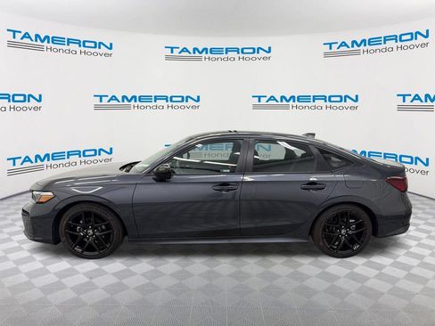 Used 2025 Honda Civic Sport image 2