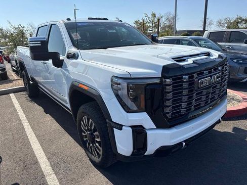 Used 2026 GMC Sierra 2500 Denali Ultimate w/ Max Trailering Package AWD/4WD image 1