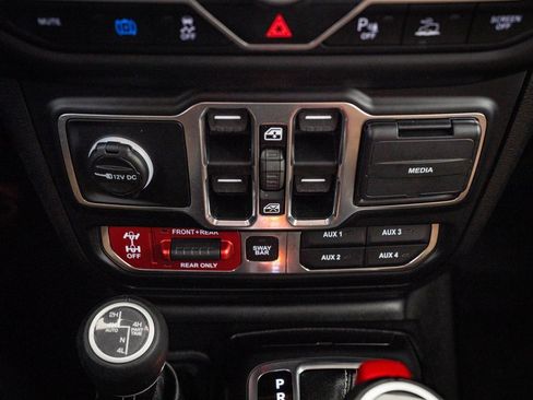 Used 2021 Jeep Wrangler Unlimited Rubicon 4xe w/ Steel Bumper Group image 29