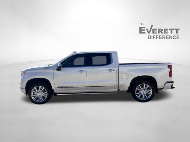 Used 2024 Chevrolet Silverado 1500 High Country AWD/4WD image 4