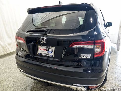 Used 2020 Honda Pilot Touring image 8