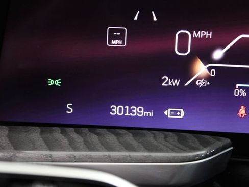 Certified 2025 Cadillac Escalade IQ Sport 2 w/ LPO, ONYX Package AWD/4WD image 23