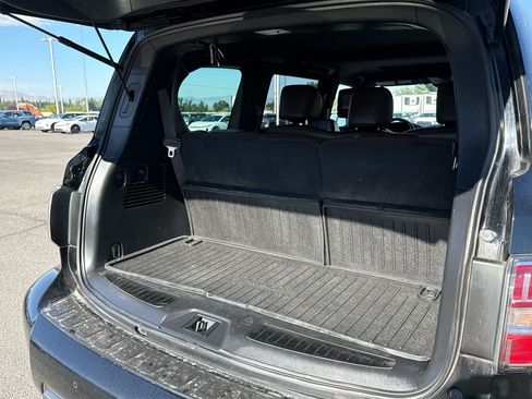 Used 2018 Nissan Armada Platinum AWD/4WD image 16