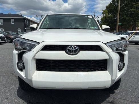 Used 2016 Toyota 4Runner SR5 AWD/4WD image 8