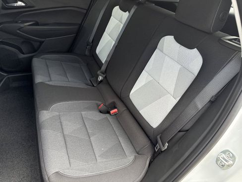 New 2026 Chevrolet Trax LS w/ LS Convenience Package FWD image 31