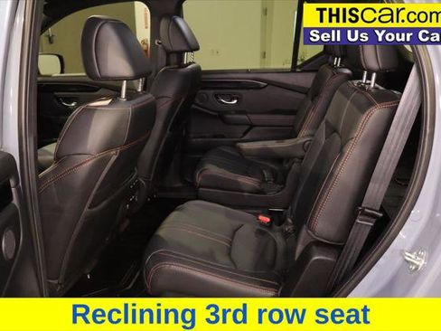Used 2025 Honda Pilot TrailSport image 28
