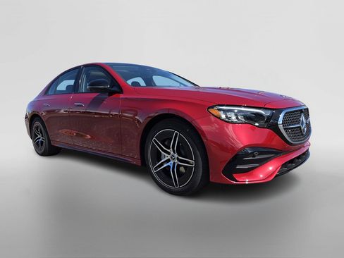 New 2026 Mercedes-Benz E 350 4MATIC Sedan image 7