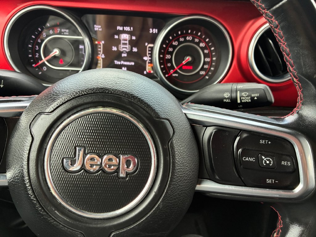 Used 2018 Jeep Wrangler Unlimited Rubicon AWD/4WD image 12