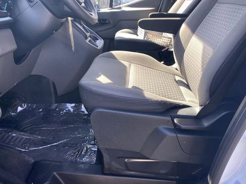 Used 2023 Ford Transit 350 XLT image 21