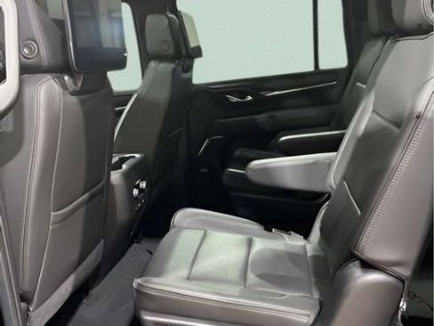 Used 2021 GMC Yukon XL Denali AWD/4WD image 29