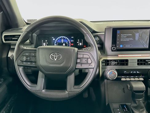 Used 2025 Toyota Tacoma SR5 RWD image 18