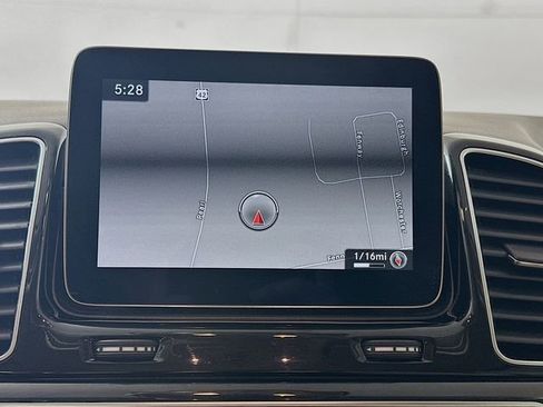 Used 2017 Mercedes-Benz GLE 350 4MATIC image 14