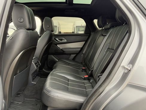 Used 2018 Land Rover Range Rover Velar S image 29