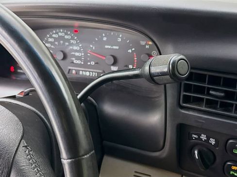 Used 2005 Ford Excursion Limited image 15