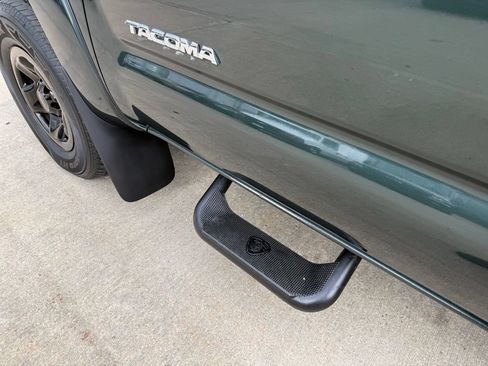 Used 2011 Toyota Tacoma 4x4 Access Cab w/ SR5 Pkg #2 image 13