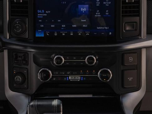 Used 2022 Ford F150 Limited AWD/4WD image 19