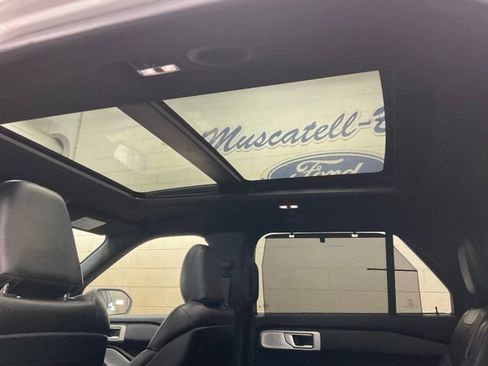 Used 2020 Ford Explorer ST w/ Premium Technology Package AWD/4WD image 21