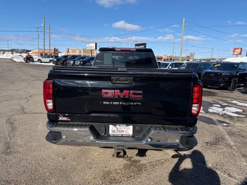 Used 2024 GMC Sierra 2500 Pro w/ Fleet Convenience Package AWD/4WD image 4