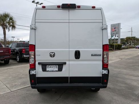 New 2026 RAM ProMaster 2500 w/ Convenience Group image 5