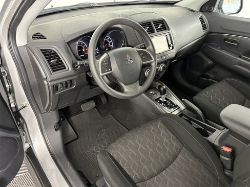 Used 2024 Mitsubishi Outlander Sport ES image 11