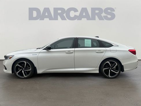 Used 2022 Honda Accord Sport image 4