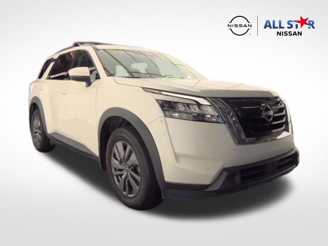 Used 2022 Nissan Pathfinder SV FWD 360° Tour