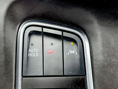 Used 2023 Cadillac Escalade V w/ LPO, ONYX Package image 36