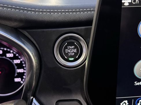 Used 2023 Chevrolet Blazer LT w/ Convenience Package image 21