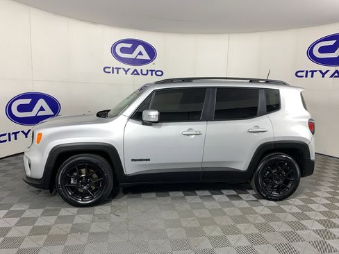 Used 2020 Jeep Renegade Altitude FWD image 6