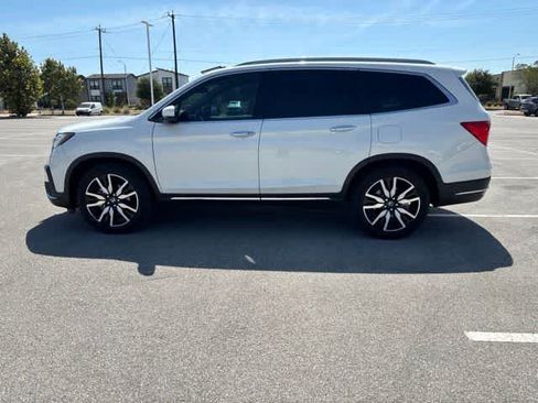Used 2019 Honda Pilot Touring image 2