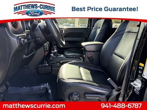 Used 2022 Jeep Gladiator Mojave w/ Trailer Tow Package AWD/4WD image 9