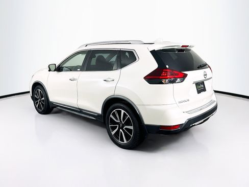Used 2018 Nissan Rogue SL w/ Premium Package image 5