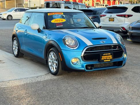 Used 2016 MINI Cooper S FWD image 1