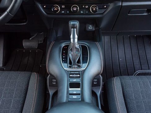 Certified 2024 Honda HR-V Sport image 24