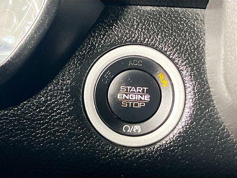 Used 2022 RAM 1500 Big Horn AWD/4WD image 22