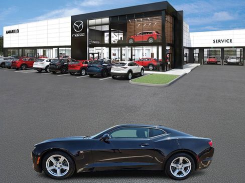 Used 2022 Chevrolet Camaro LT RWD image 6