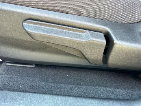 Certified 2025 Subaru Impreza 2.0i image 14