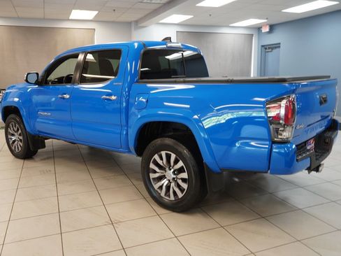 Used 2021 Toyota Tacoma Limited AWD/4WD image 8