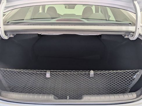 New 2025 Hyundai Elantra SE image 27