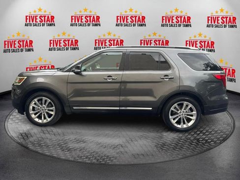 Used 2018 Ford Explorer XLT w/ Equipment Group 202A image 4